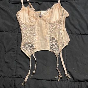 •Vintage fairy lace/mesh corset•